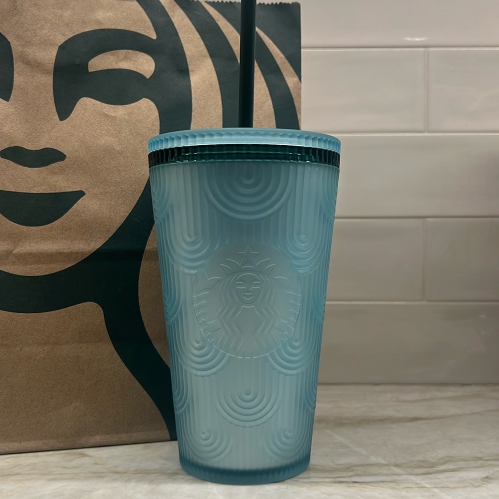 🆕 Starbucks 2024 Anniversary Shell Soft Touch Mint Green Grande Tumbler